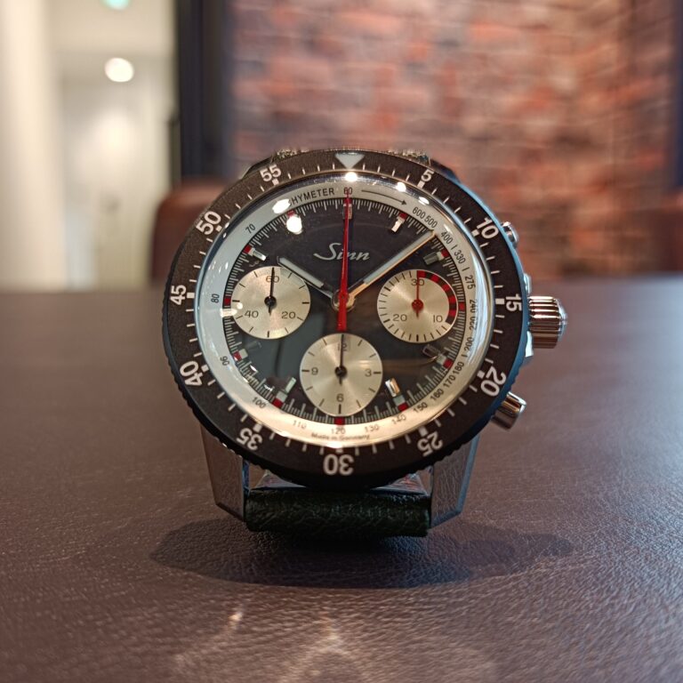 遂に出た！復刻手巻きモデルの巻き。