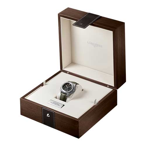 ロンジン パイロット マジェテック L28384532