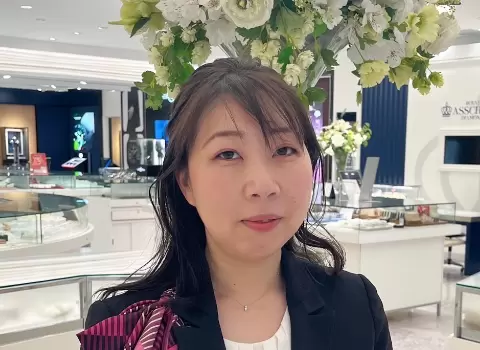青山 由佳
