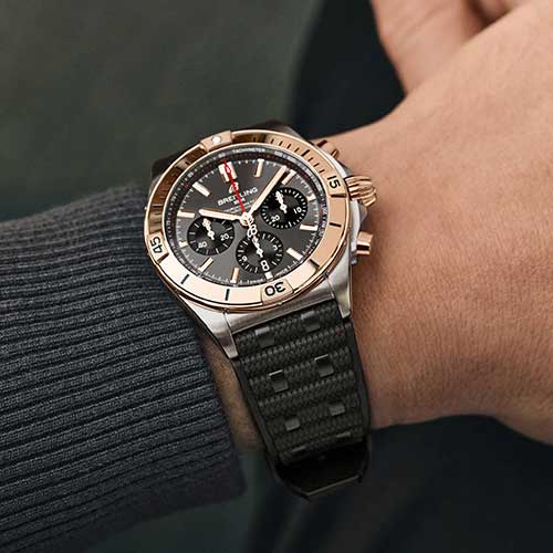 ブライトリングのクロノマット着用画