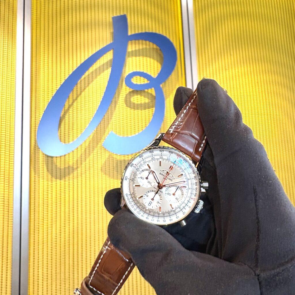 20代男性に贈る、特別な一本。「ブライトリング ナビタイマー B01 クロノグラフ 41」AB0139211G1P1の魅力