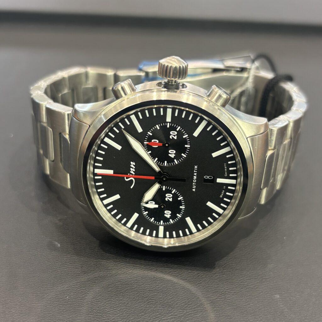 Sinn 936：究極の視認性を追求した、モダン・クロノグラフの到達点