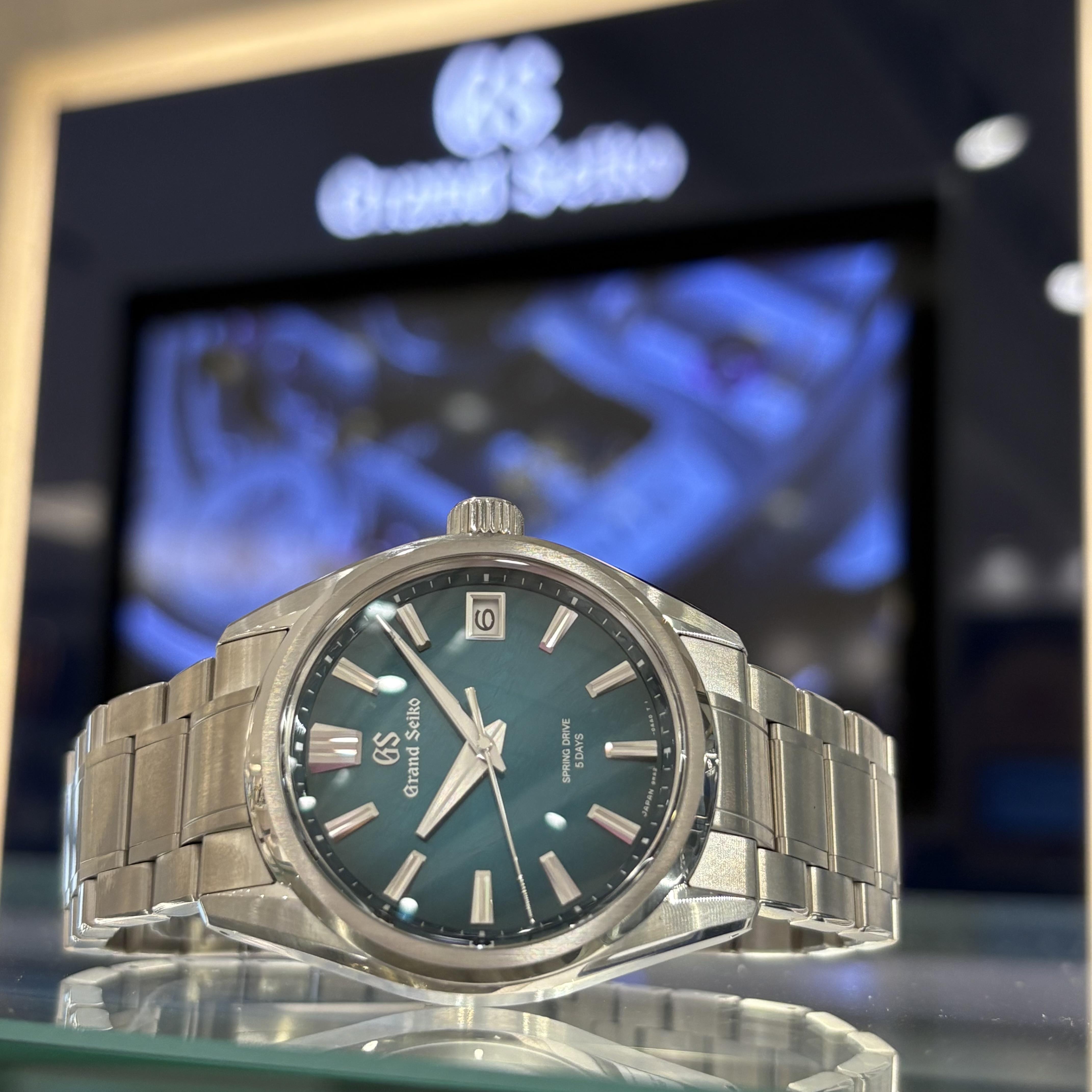 ロレックス グランドセイコーどっち？