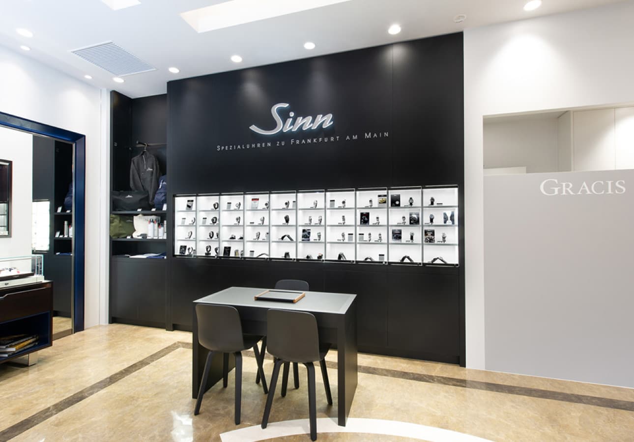 SinnDEPOT（ジンデポ）札幌