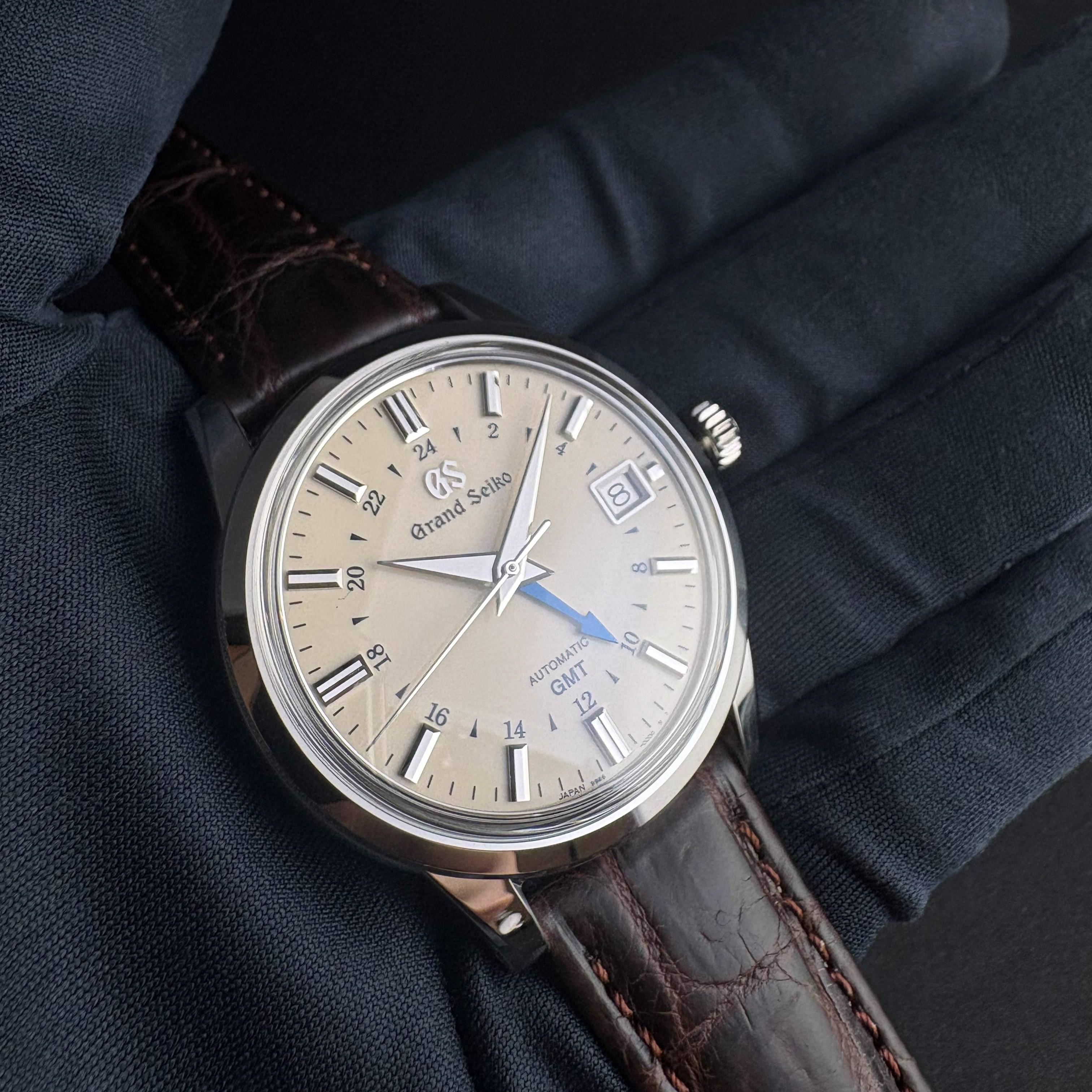 ロレックス グランドセイコーどっち？