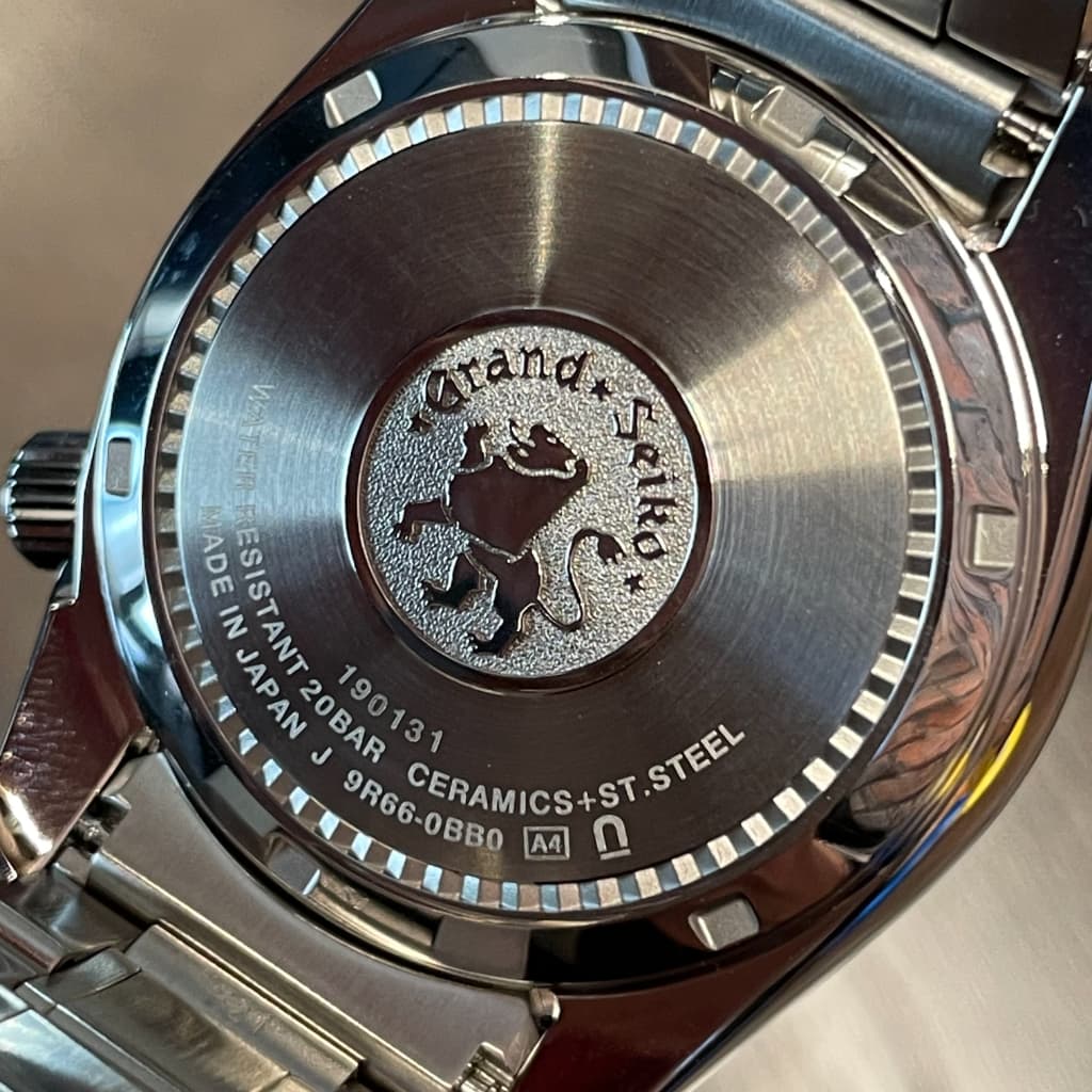 出かけたくなるデザイン　SBGE257