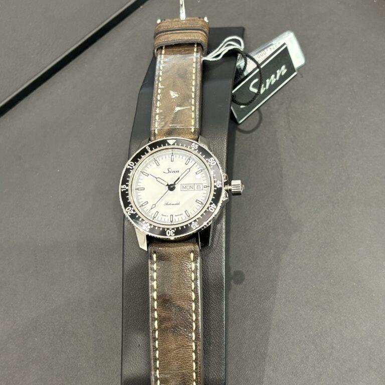 初の機械式時計に選びたい、頼れるSinn 104