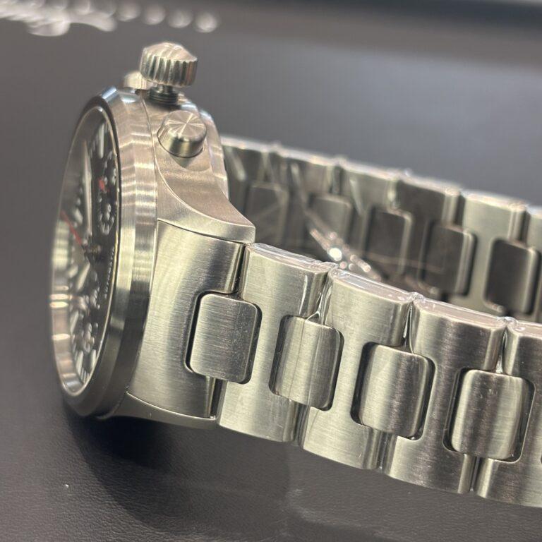 Sinn 936：究極の視認性を追求した、モダン・クロノグラフの到達点