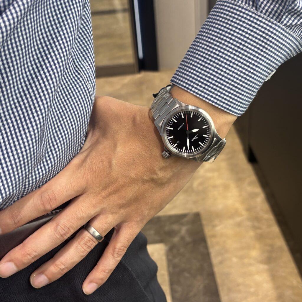 Sinn 556.I.RS.M：ファーストジンに相応しい、時計の「完璧な基本形」