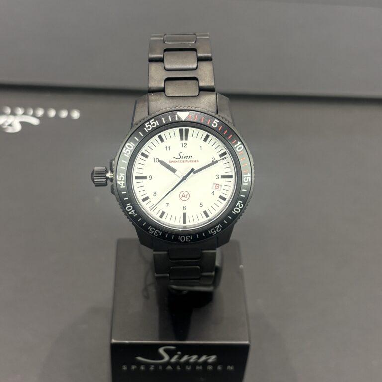 Sinn EZM 3 S W：日米限定の漆黒と純白が交差する、究極のミッションタイマー