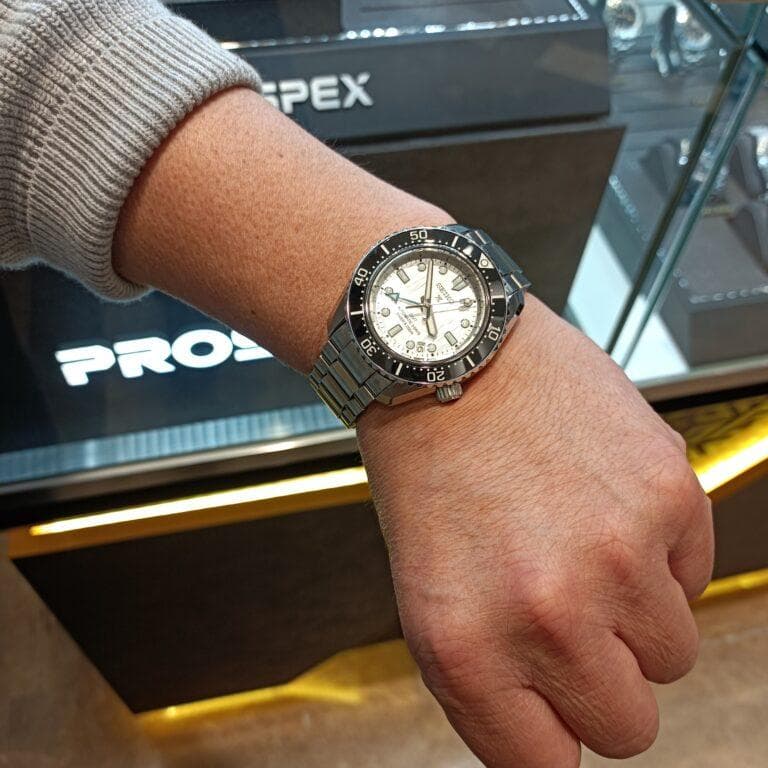 恵庭からの使者様　SEIKO　プロスペックス　氷河